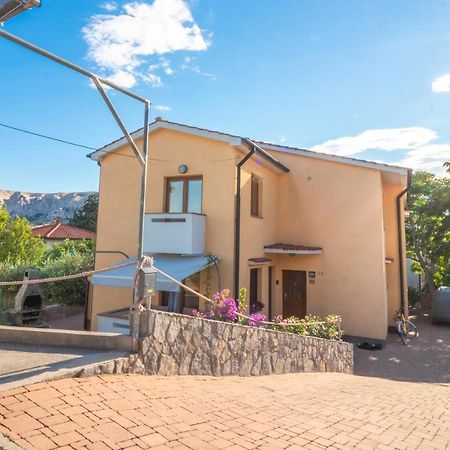 Apartments Dujmovic With Terrace Baška Eksteriør billede